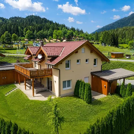 Semesterbostad Alpenrose Kotschach-Mauthen